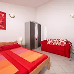 Apartment In With Wifi