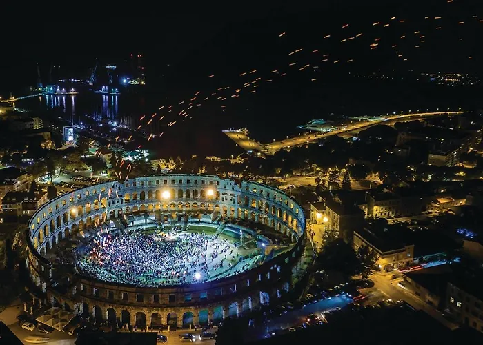 아파트 In With Wifi 풀라