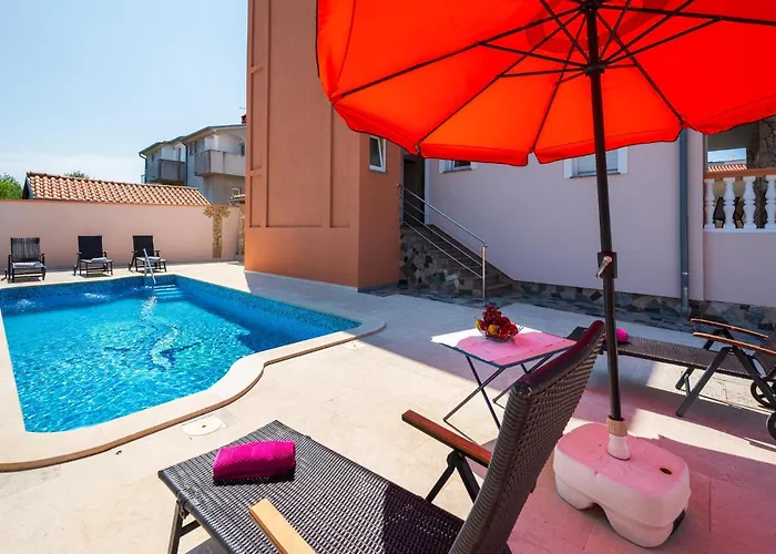 In With Wifi 아파트 풀라