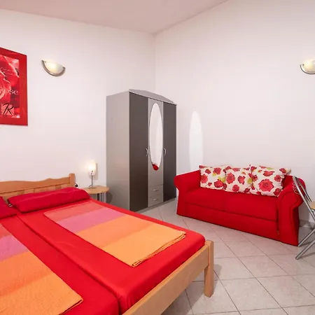 Appartamento Beautiful In With Wifi